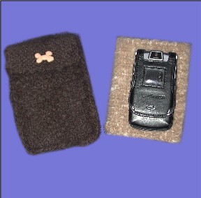 iPod and Cellphone Cases Woven from Your Dog's Fur