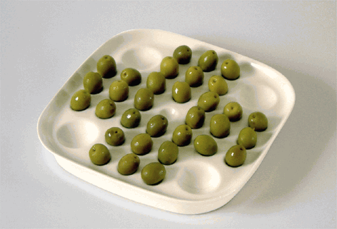 Olive Solitaire Game Bowl Lets You Play with Your Food