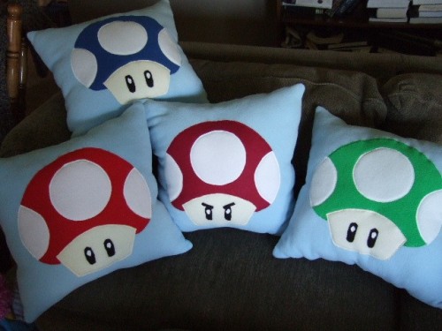 super-mario-mushroom-pillows
