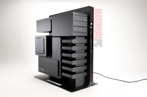 The Stunning Thermaltake Level 10 PC Case