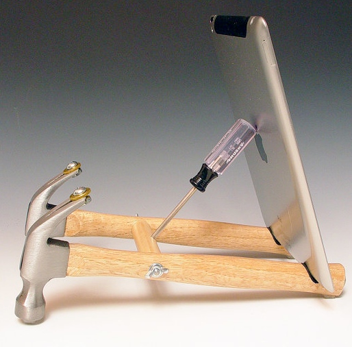ipad hammer stand iPad Stands Made from Tools