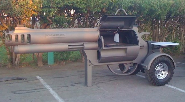 smoking gun bbq grill 650x358 Gun Shaped Grill Makes for a Killer Barbecue