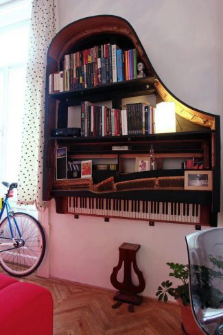 Hanging an Old Piano as a Bookshelf