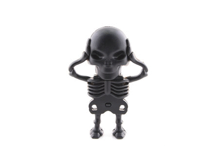 skeleton head usb drive Skeleton USB Flash Drive Holds His Own Head