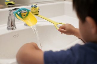 Make Your Faucet Kid-Friendly with an Aqueduck