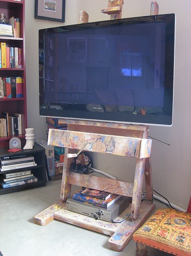 Painter's Easel Used as HDTV Stand