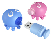 Kissing Octopus Couple USB Flash Drives