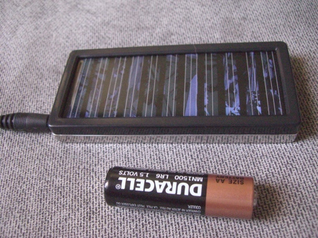 Review: Solar Charger and Flash Drive from BudgetGadgets.com
