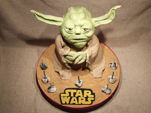 Yoda Cake Looks Good to Eat, Say You