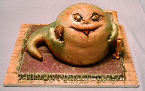 Jabba the Hutt Cake Looks Cute and Tasty (Bonus Rotta Content!)
