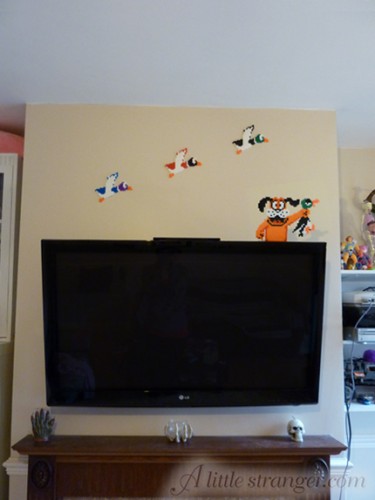 Duck Hunt Wall and Television Decorations