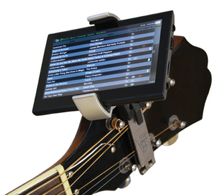 iTab is Like a Teleprompter for a Guitar Neck