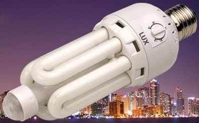 World's First Motion Sensing CFL Light Bulb