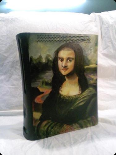 Mona Lisa X-Box Case Mod is Definitely a Work of Art