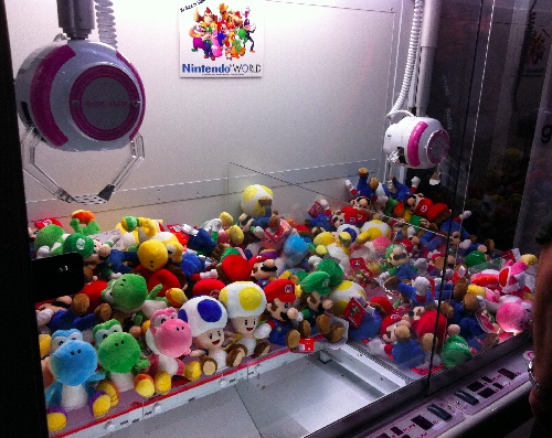TF11: Awesome Nintendo Claw Game
