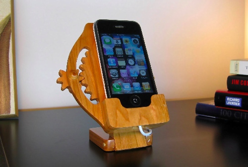 Kinetic Wood Gears Rotating iPhone Dock