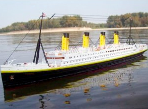 Remote Controlled 4 Foot Long Titanic Ship