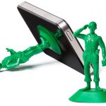 isoldier phone stand