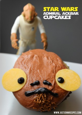 Admiral Ackbar Cupcakes: It's a Snack!
